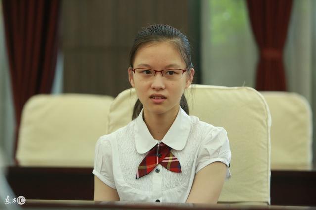 中考女状元坦言:初中三年英语从未下过140,只因背熟9大顺口溜
