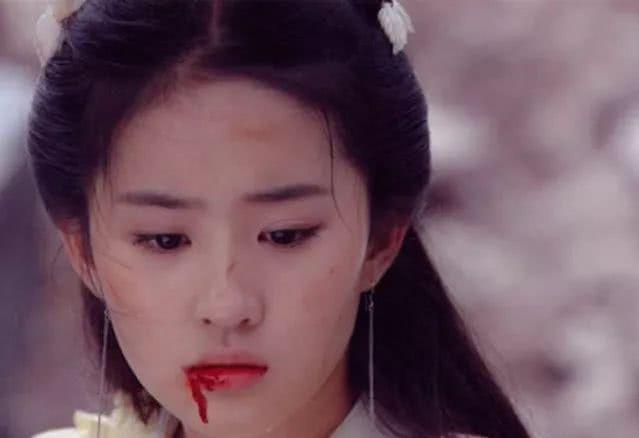 古装剧中女子"吐血": 个个让人心疼, 谁知看到她却让人莫名想笑