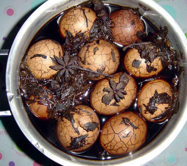 这样煮出来的茶叶蛋,又香又入味,一点不比外面差,家人都说好!