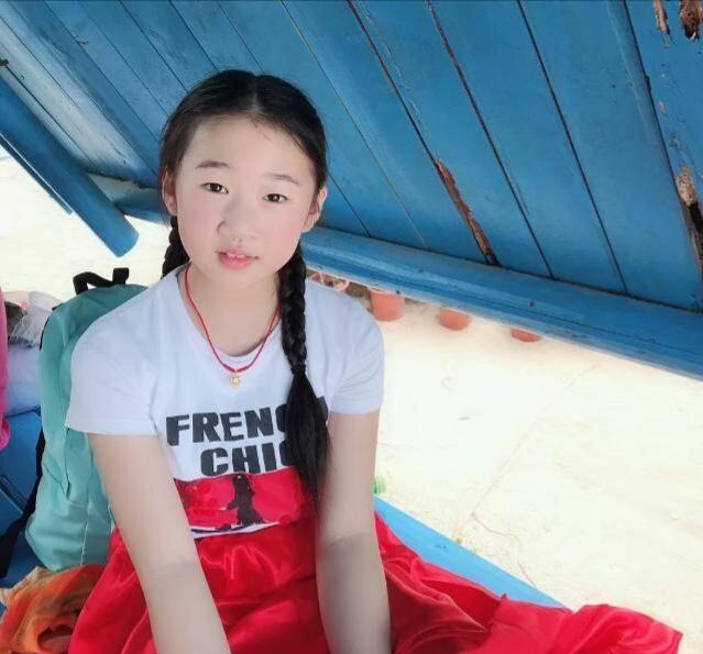 长相甜美可人 多才多艺 湖南长沙姑娘罗熙怡前途无量