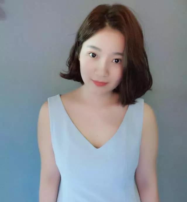 中发波波头大全,将柔美气质诠释到底的发型,沙宣发型也可百变