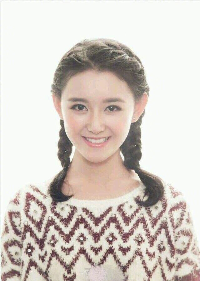 娱乐圈中的95后当红小花 你最看好谁?