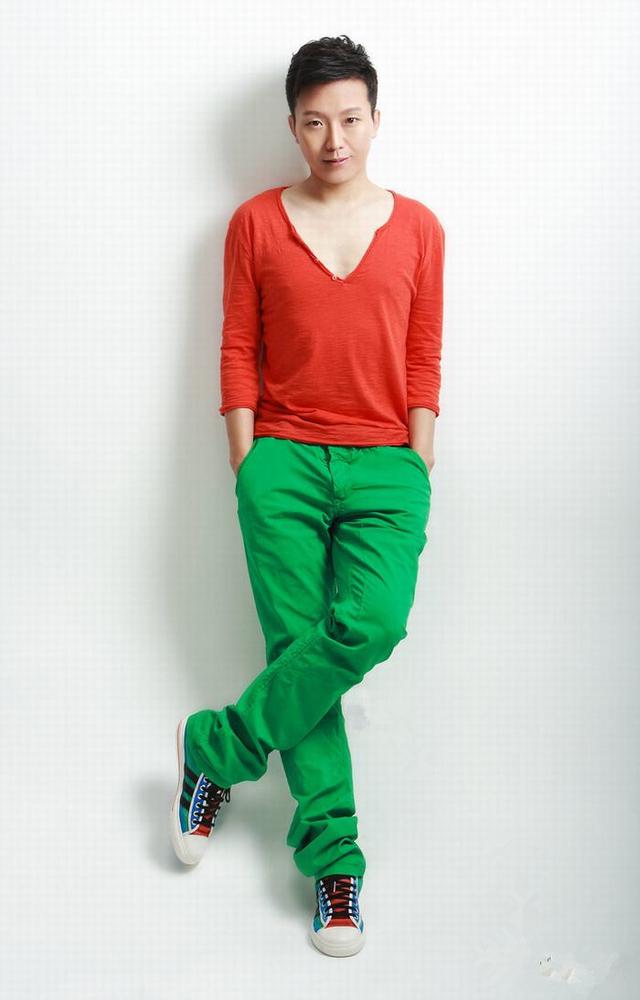 走过《星光大道》上过两届春晚,爆红后从不为圈钱滥接邀约