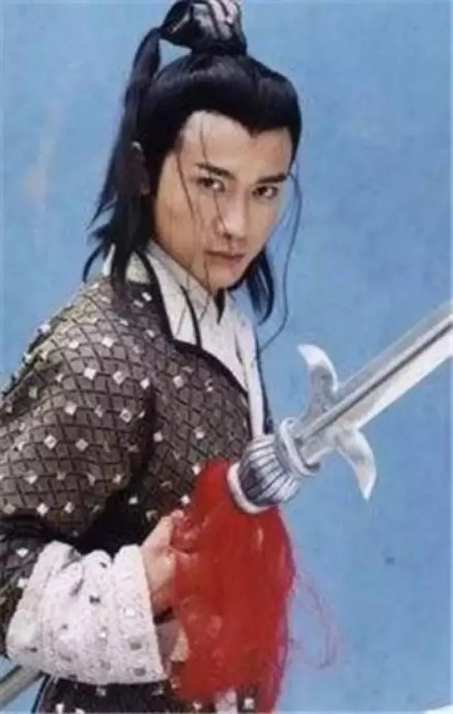 2003年《隋唐英雄传》的罗成 是聂远的另一个代表作 虽然是群戏,但是"