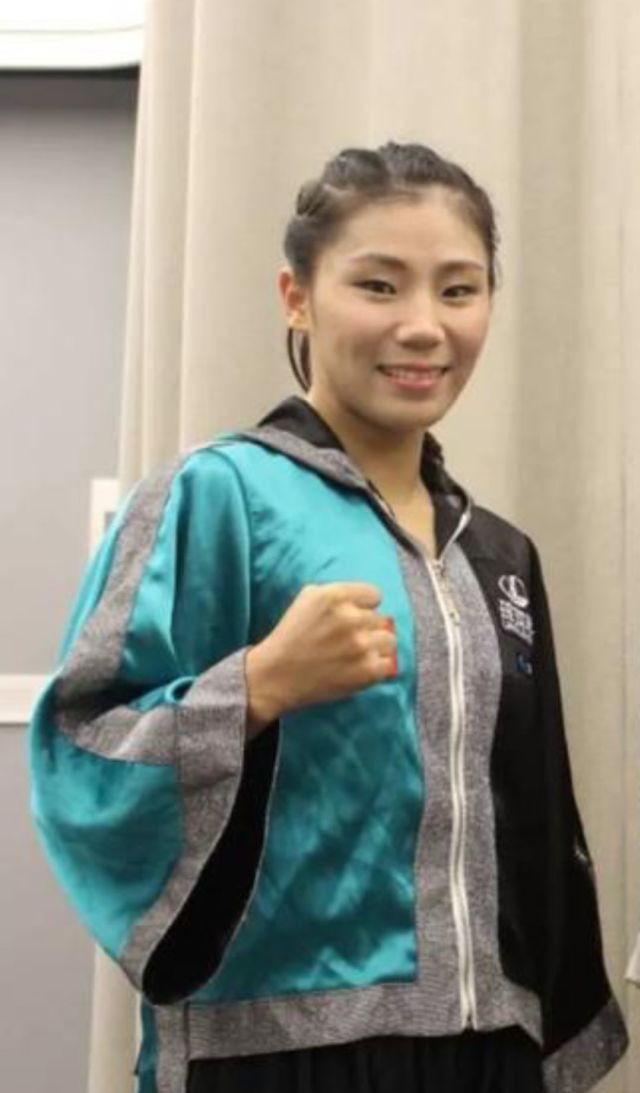 蔡宗菊做客上海新闻综合频道讲述鲜为人知的励志拳击故事