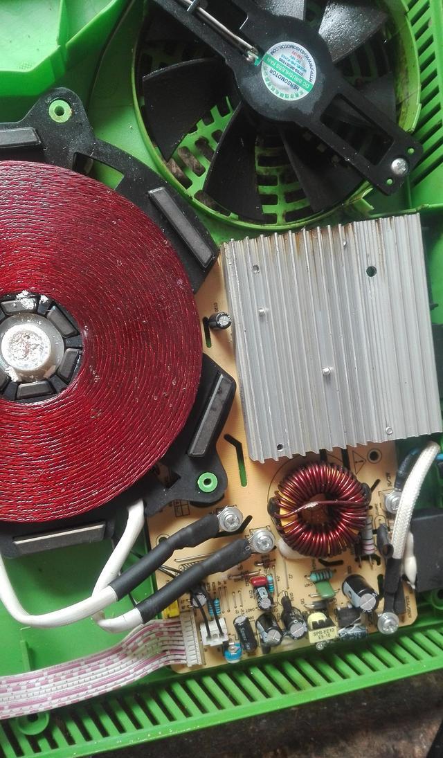 电磁炉不通电几元钱配件修好维修师傅今天给你揭秘