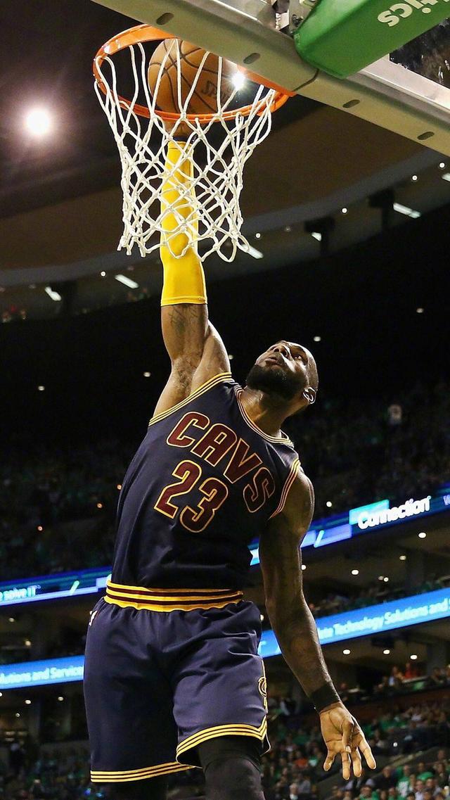 詹皇欲哭无泪,今年夏天克利夫兰恐留不住他