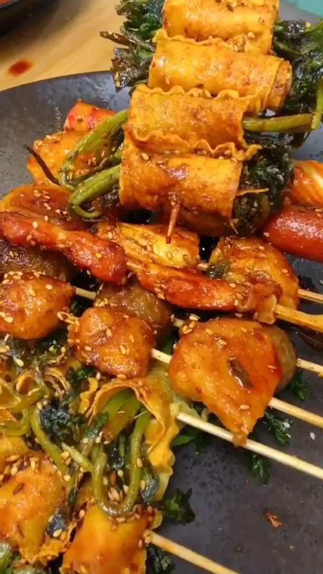 麻辣鲜香的街边小串,在家就能做干净卫生,再不当心吃了闹肚子!