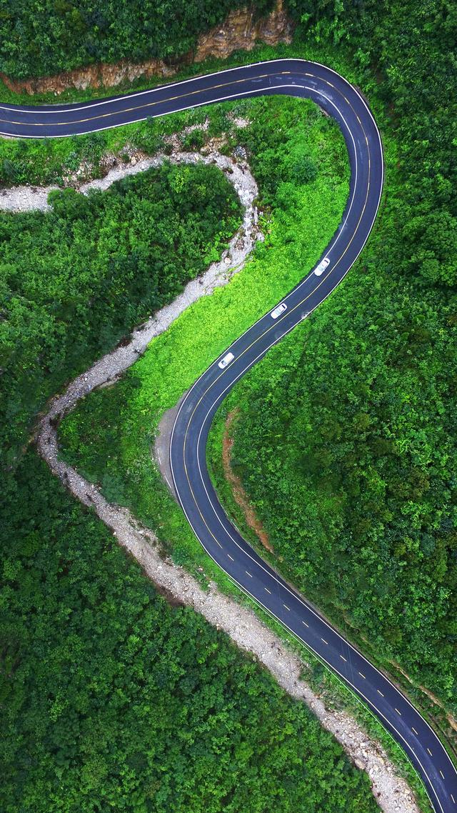 唯美公路图片手机壁纸