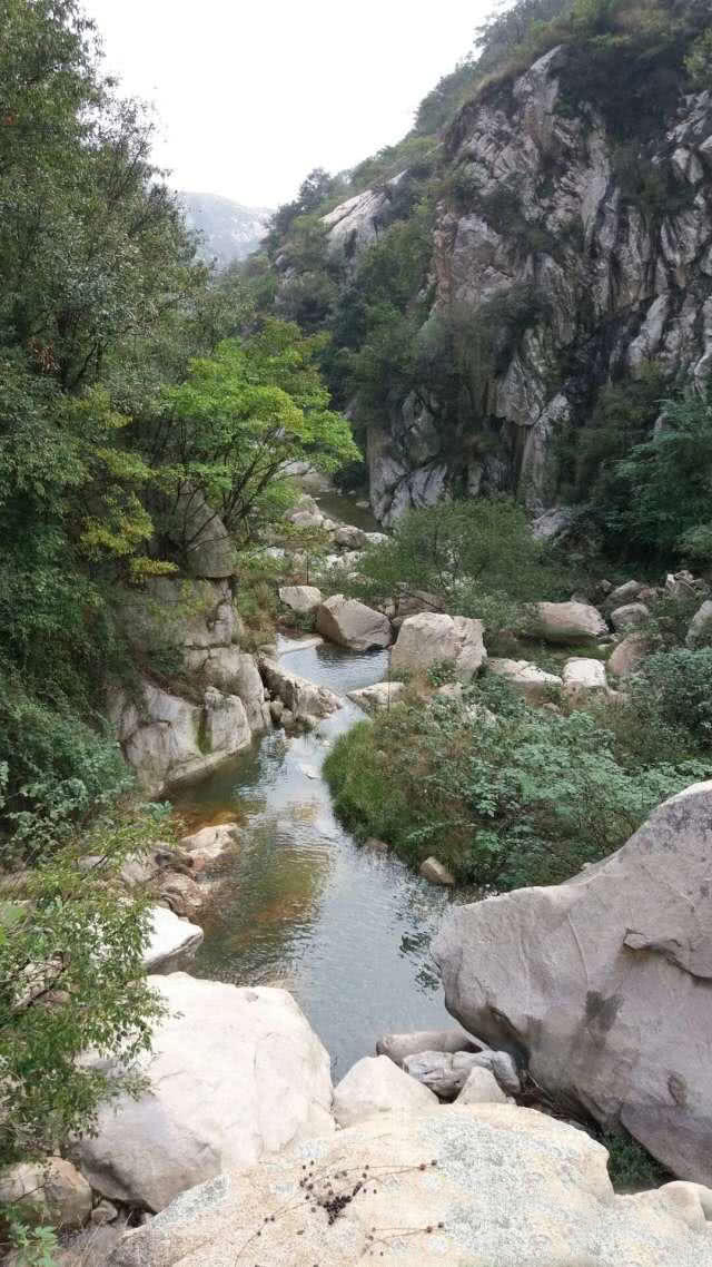 驻马店泌阳县春水镇陈庄一一侯寨山