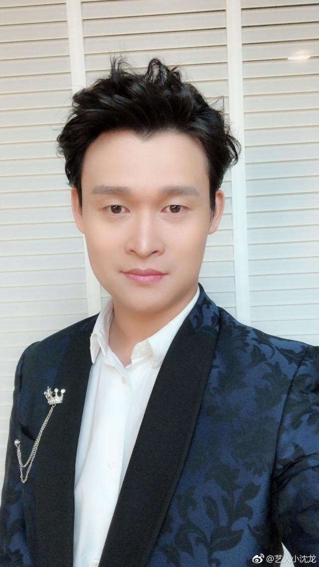 赵本山力捧弟子小沈龙,拿孙杨低谷开玩笑,模仿李宇春遭网友痛批