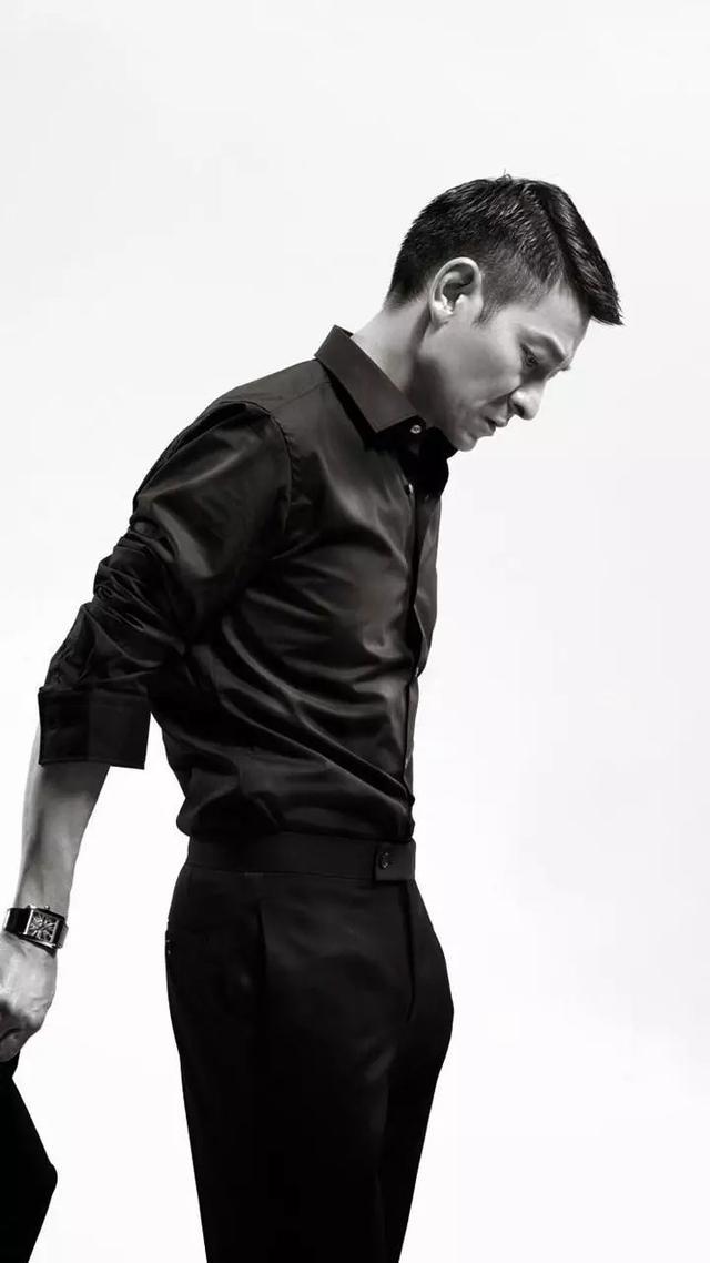 范冰冰出席活动与刘德华同框互相环腰cp感满满李晨你怕了吗