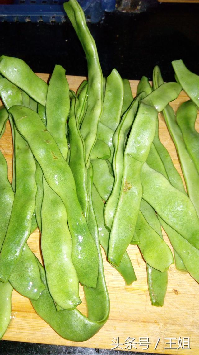 做好扁豆炒饼很简单