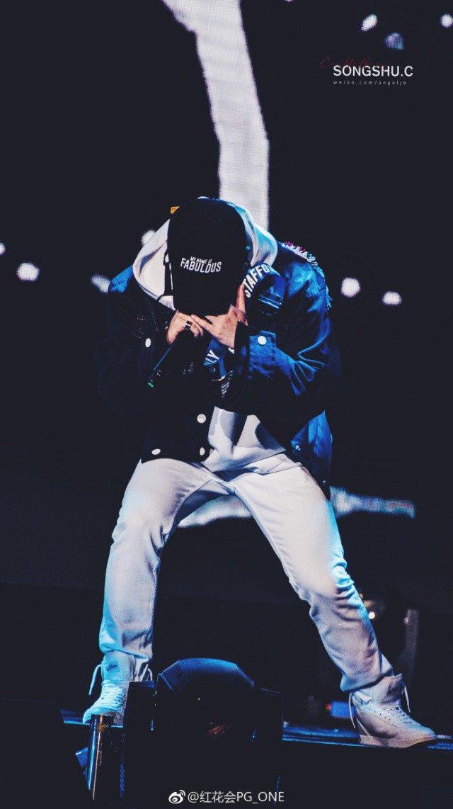 不戴帽子的pgone你还喜欢吗?未ps照流出,摄影师与他们有仇?