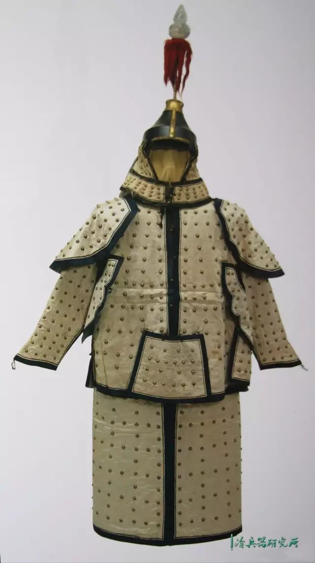 努尔哈赤和皇太极的御用铠甲都是明军版浅谈清代甲胄发展之路