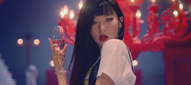 蝲蛄红贝贝redvelvet新专辑badboymv最美画面集锦