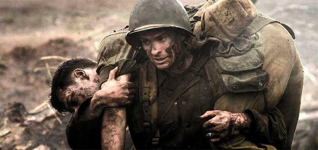 太平洋战争,美国军医拒绝给日本伤兵治疗,说:人类为何救畜生?