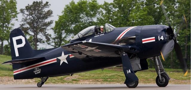 就是用了一台9缸星型发动机,虽然不如虎式坦克和使用柴油机的t34坦克