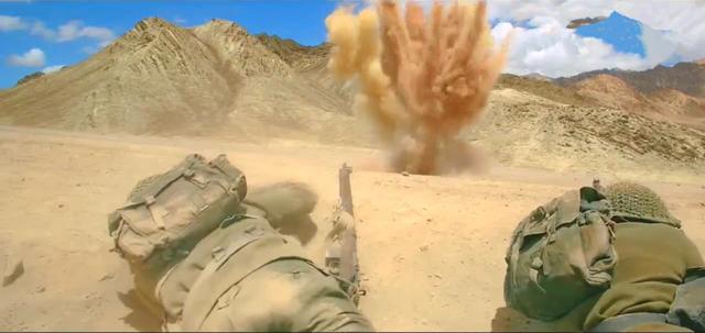 印度这神剧也太厉害了,被枪打中左手还能捡起