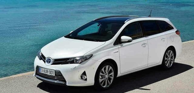 丰田出全新卡罗拉7座旅行版,外观帅到炸,车内能当床,仅12万起