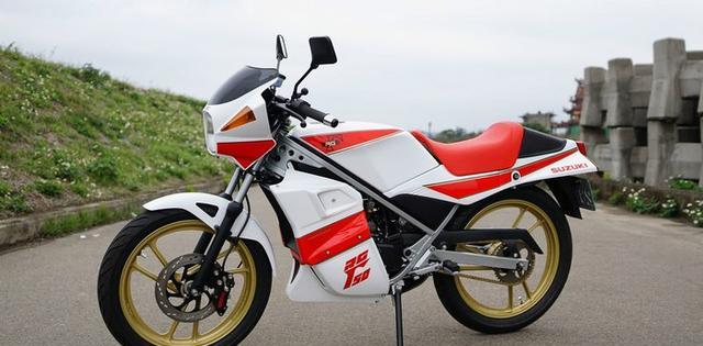 无以伦比疯狂车友49cc铃木rg50翻新过程