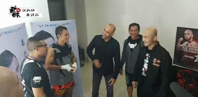 荣耀格斗收官时马库斯说可以和方便打,西提猜