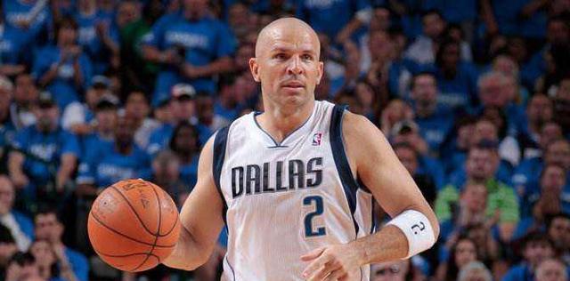 看了奥尼尔06年总决赛的数据才发现,韦德当年