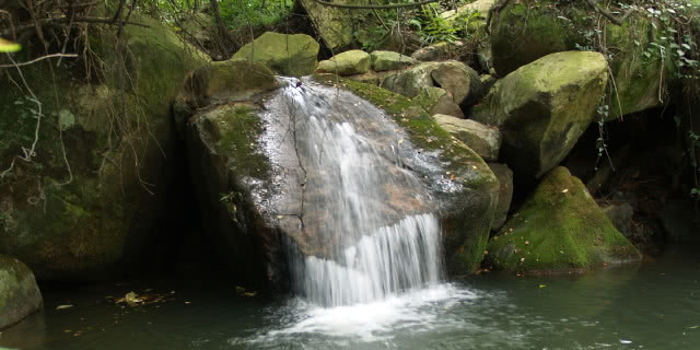 低调秀美的五磊山,穿行山林间,遥望碧水天