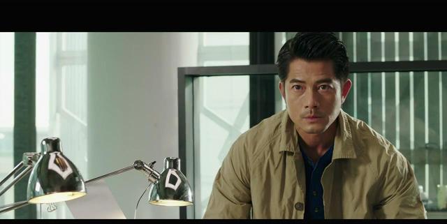 电影《破局》里王千源喜欢郭富城的大屁股是几个意思