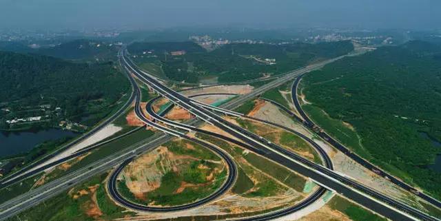 元旦往返吴川可走新高速啦!