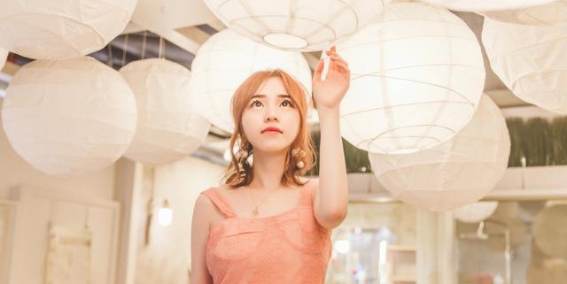 女人对你有情有义的六个聊天信号,你别看不懂!