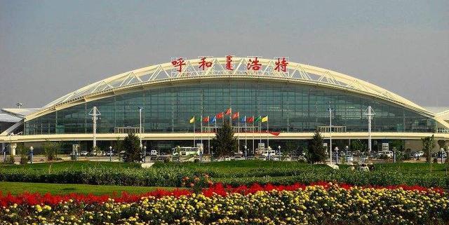 共设4站,分别是呼和浩特东站,旗下营东站,卓资山东站,还有集宁南站