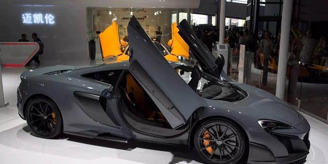 兰博基尼保养 一年烧100万吓得我不敢买了