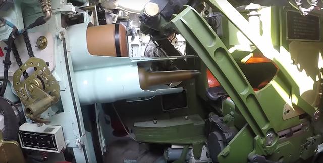 自动装弹机原来是这样工作泰军大秀新锐vt4上弹全程