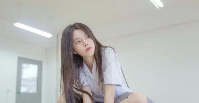 杨潇甜,94年,就读于广西财经学院校花,身高165cm,广西柳州