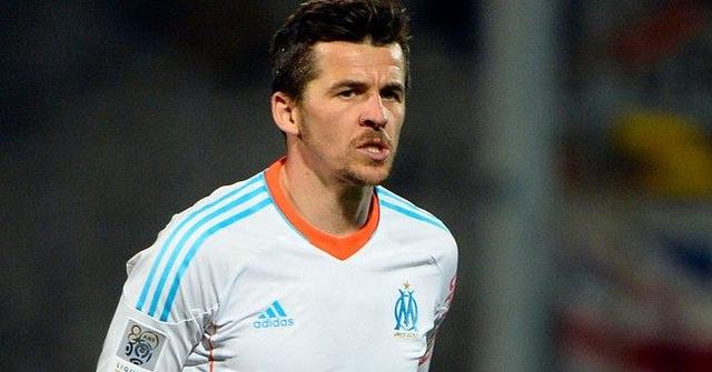 他是足坛著名恶汉,曾赌球1260次,如今爆料:一半球员都赌球!