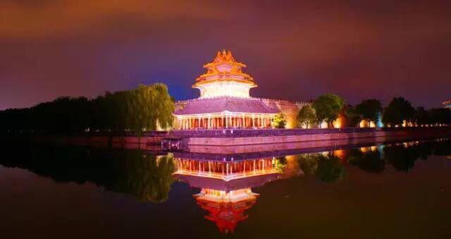 去看看夜晚的故宫角楼和筒子河|筒子河|故宫角楼|京城_新浪新闻