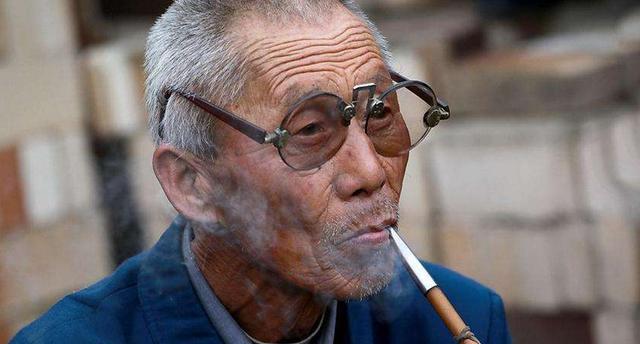 故事:做一个大写的人|李茂|阿东|李茂盛_新浪网