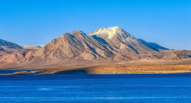 西藏水资源相当丰富,"南水北调""藏水入疆"可行么?