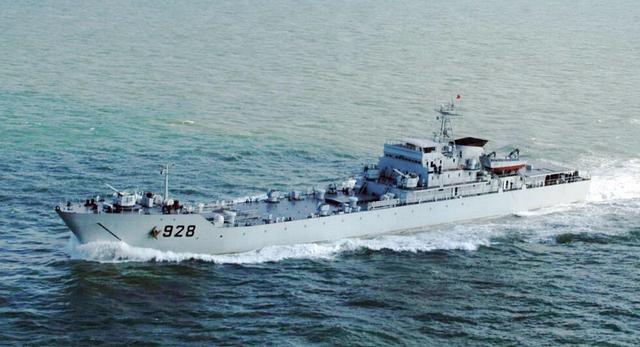 1月31日,我国072Ⅱ型坦克登陆舰的"海洋山"号已完成改装,并在武汉下水