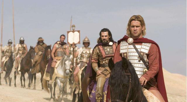 随后亚历山大被马其顿军队中的重臣兼外交家的安提帕特推举为新国王