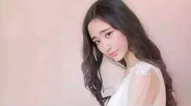 两个人不合适的表现,中了两个,就需要考虑分手