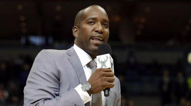 从二轮秀到雄鹿当家,曾经的"金左手"迈克尔里德什么水平!