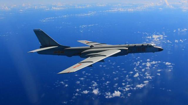 亚洲最强轰炸机首飞成功, 外媒: 这款武器彻底颠覆了游戏规则|轰炸机