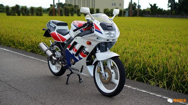 痴迷车友:雅马哈公路赛车fzr150翻新记录(多图)