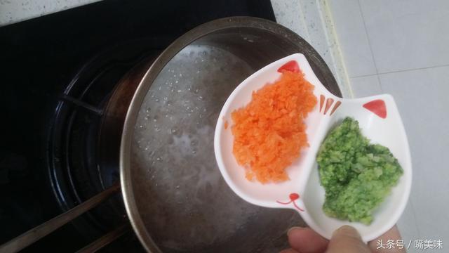 宝宝辅食西兰花瘦肉粥做法!