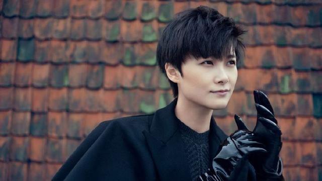 还记得11年的快乐女声吗?季军改行做演员,冠军竟然回家卖牛肉?