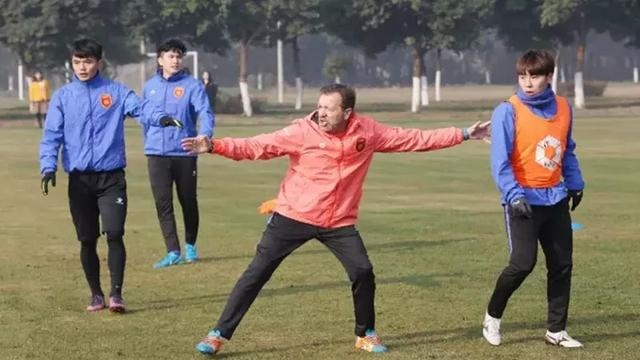 昨天18号四川足球好消息不断传来,难道四川足