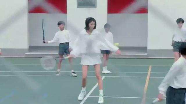 继上次被袁咏仪打脸后,郑爽粉丝拿出压箱照谁