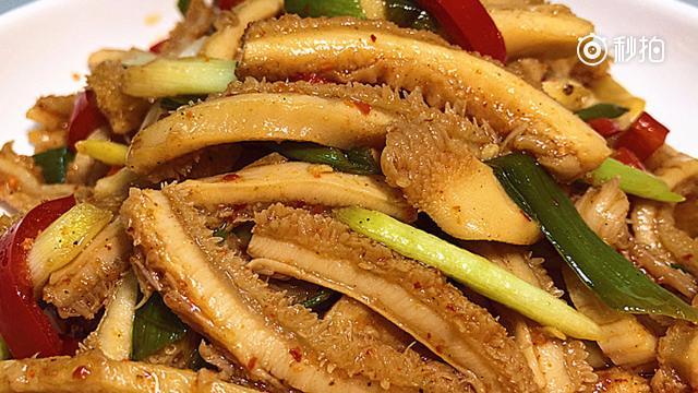 爱吃辣的朋友,你敢试试这道麻辣泡椒牛肚吗?